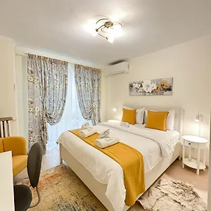 Sunrise Center , Bucarest Romania