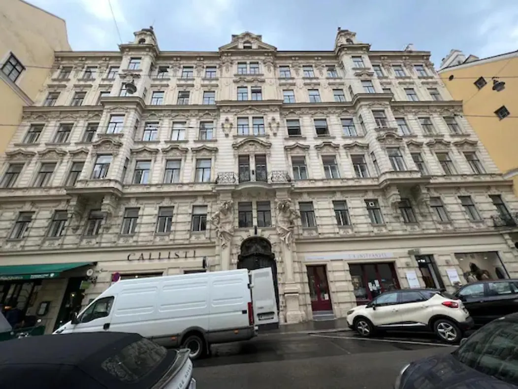 Luxurious Apartment In The Centre Of Wien