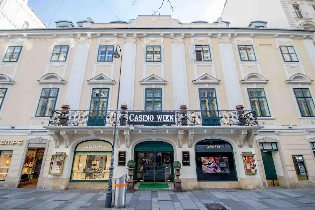 Luxurious Apartment In The Centre Of Wien