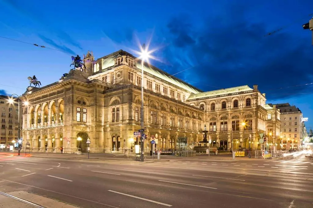 Luxurious Apartment In The Centre Of Wien