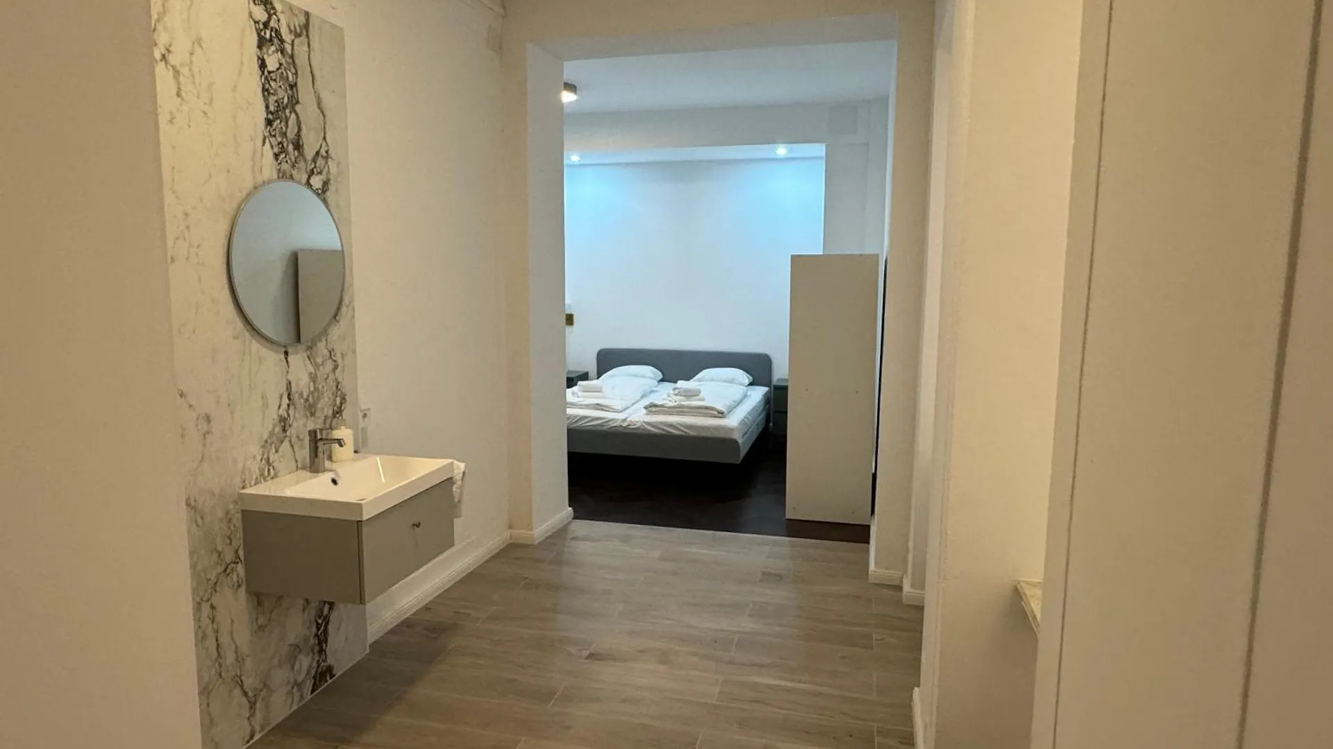 Luxurious Apartment In The Centre Of Wien 0*,